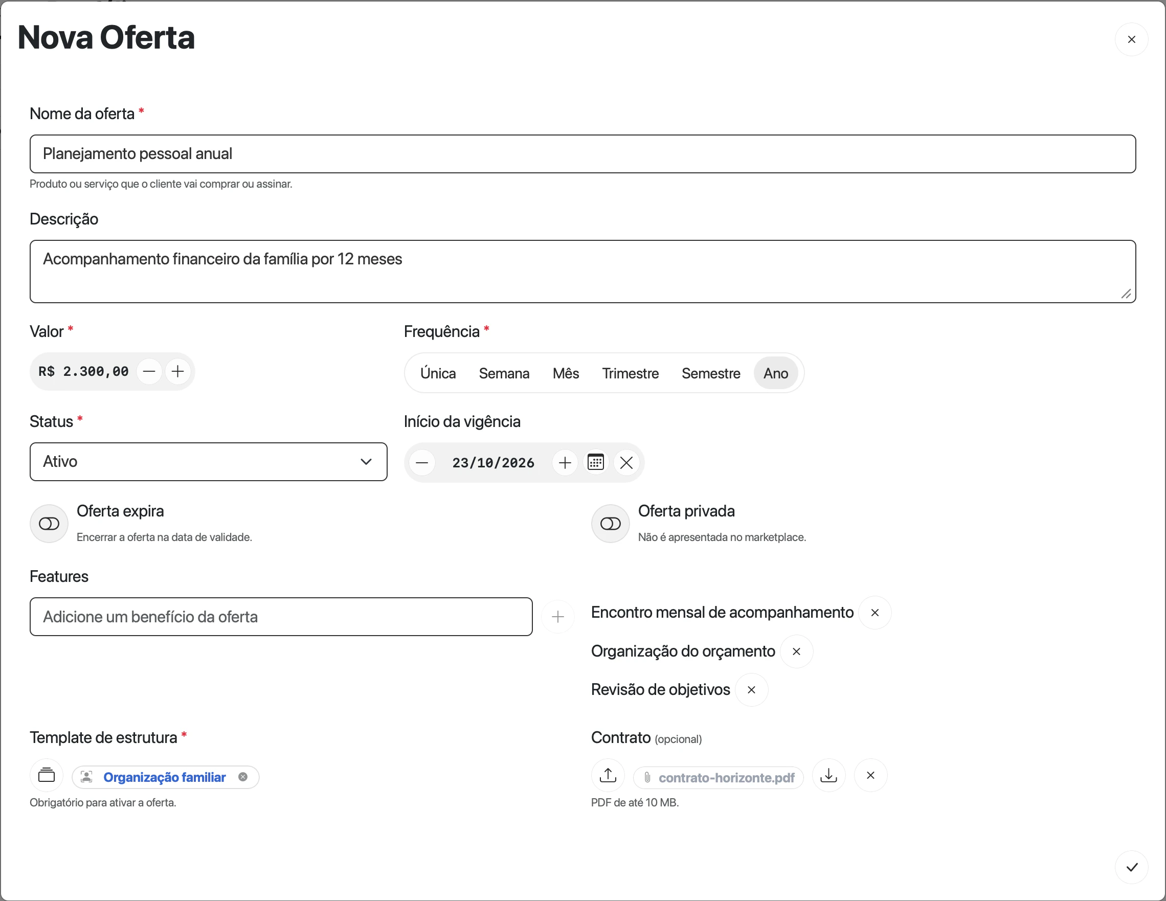 Janela Nova Oferta com Planejamento pessoal anual, valor R$ 2.300,00, frequência Ano, status Ativo, três features, template Organização familiar e contrato-horizonte.pdf